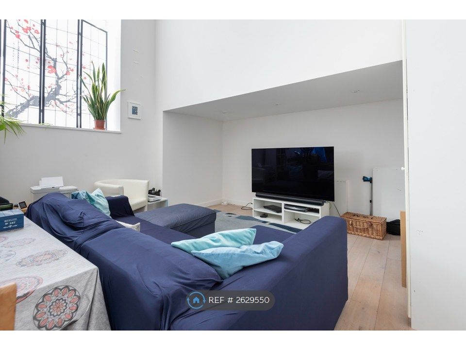 Property photo 3 of 16 Open Plan Living Room - Lounge