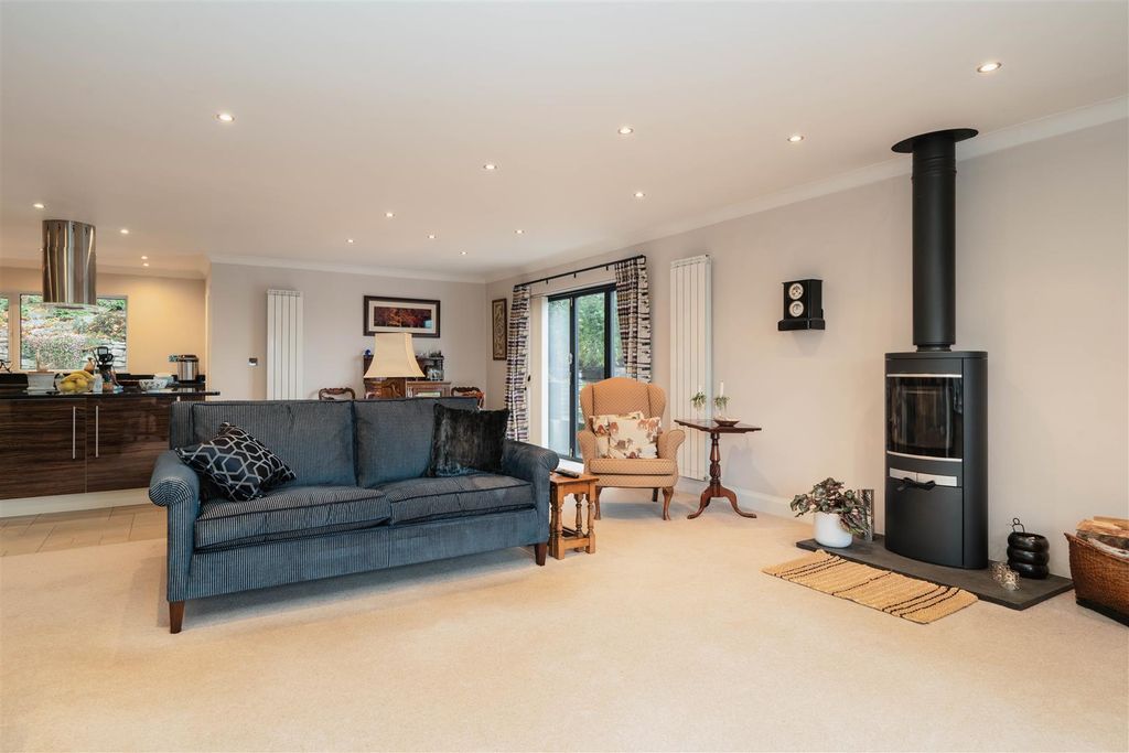 Property photo 2 of 60 Open Plan_-4.Jpg