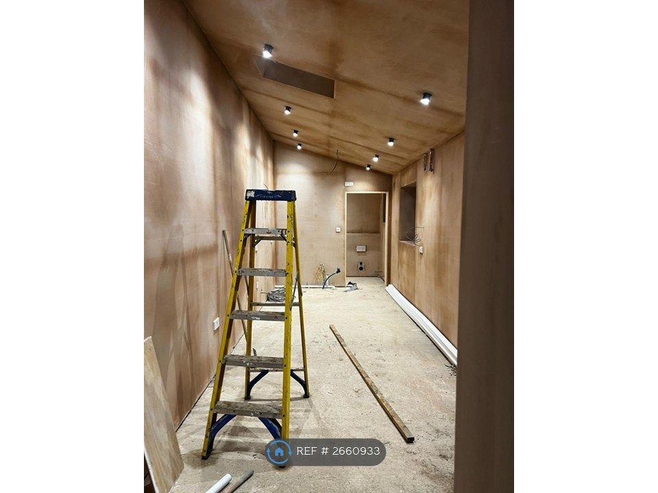 Property photo 1 of 16 Vaulted Lounge/Kitchen