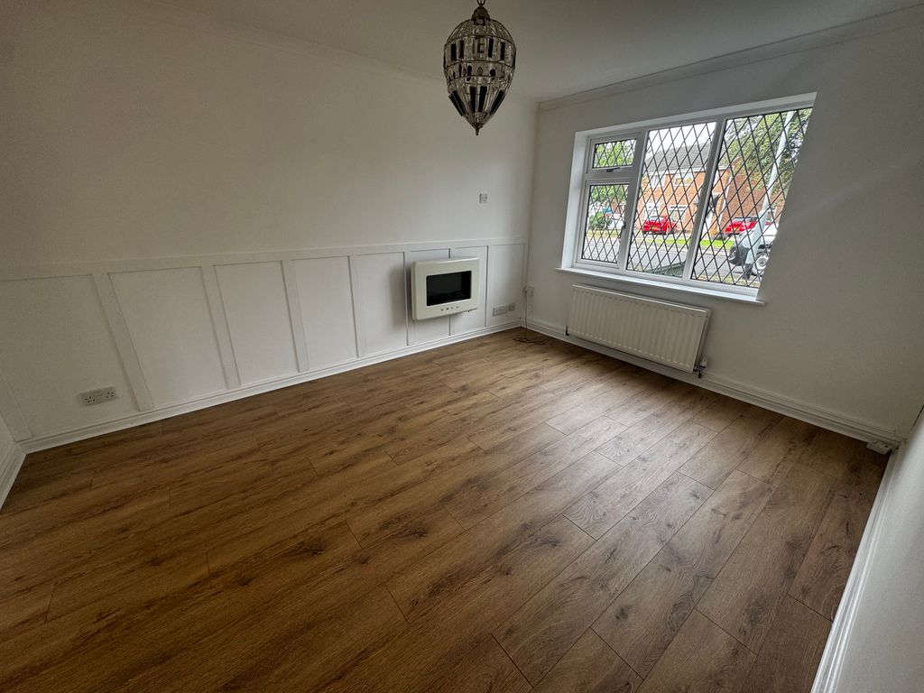 Property photo 2 of 8 Living Room