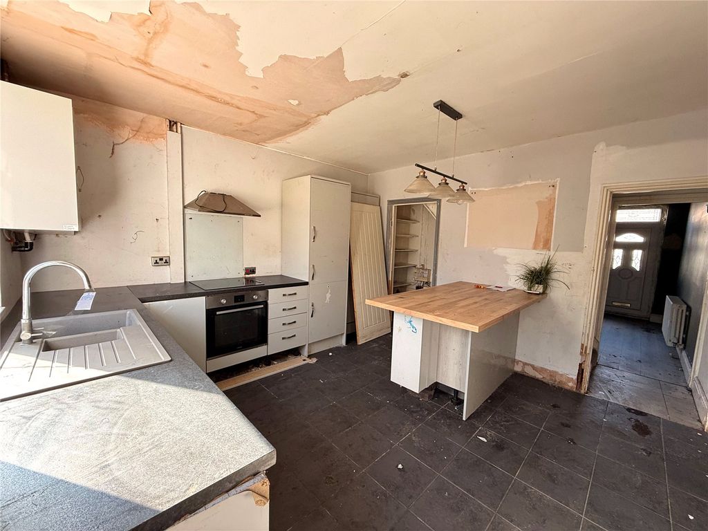 Property photo 3 of 11 Picture No. 10