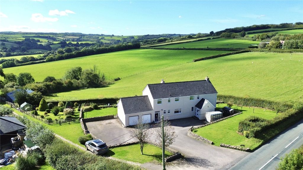 Property photo 1 of 28 Picture No. 29