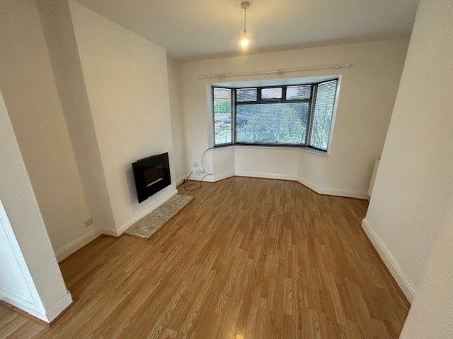 Property photo 2 of 11 Through Lounge/Dining Room