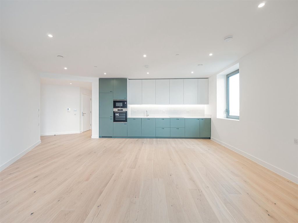 Property photo 2 of 17 2.Jpg