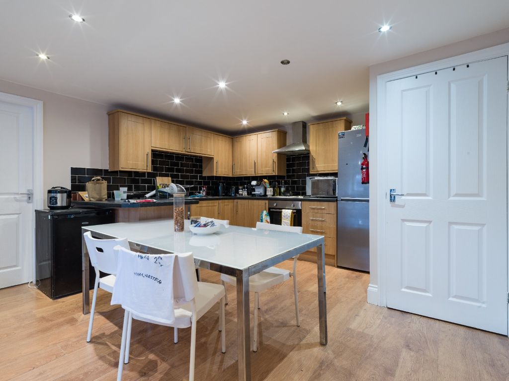 Property photo 3 of 12 2755052