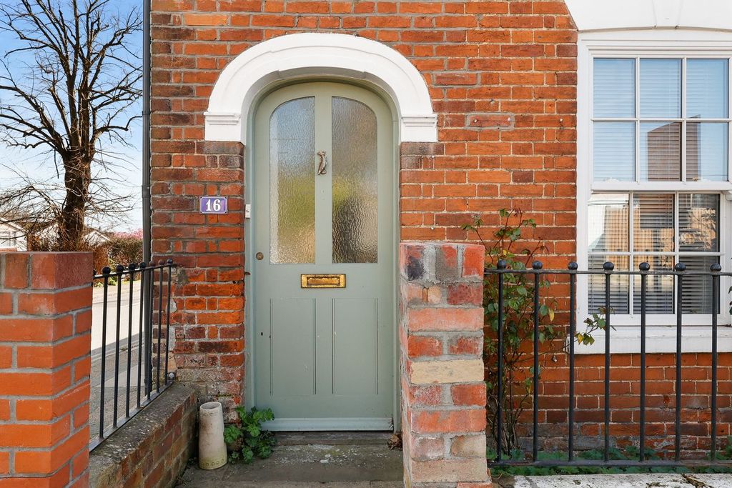 Property photo 3 of 22