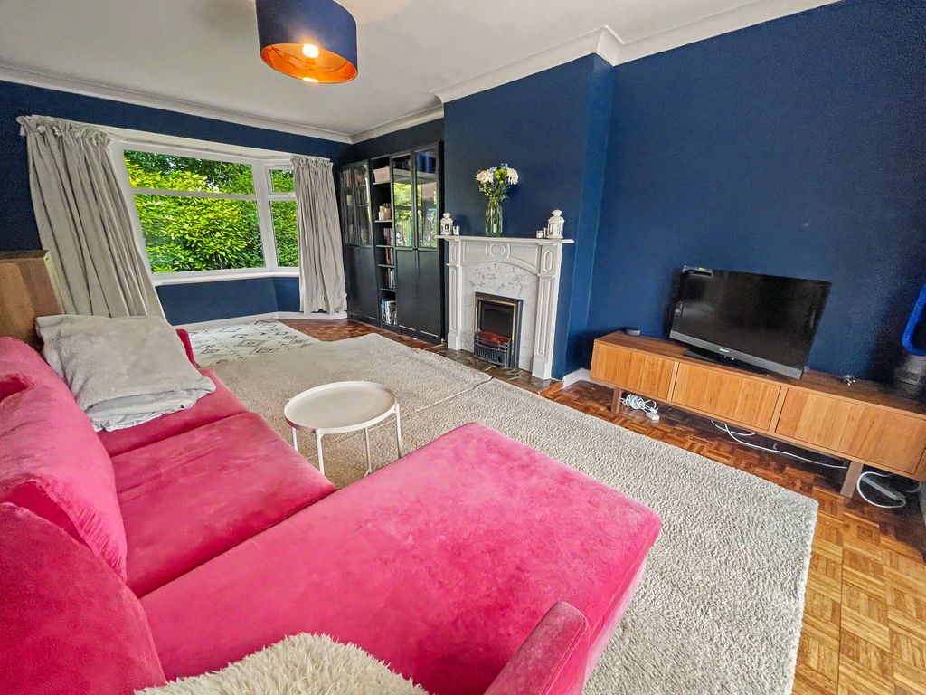 Property photo 2 of 24