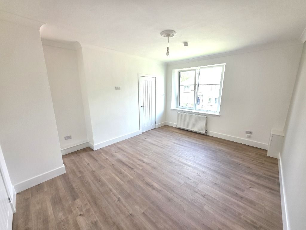 Property photo 3 of 13 Photo 3