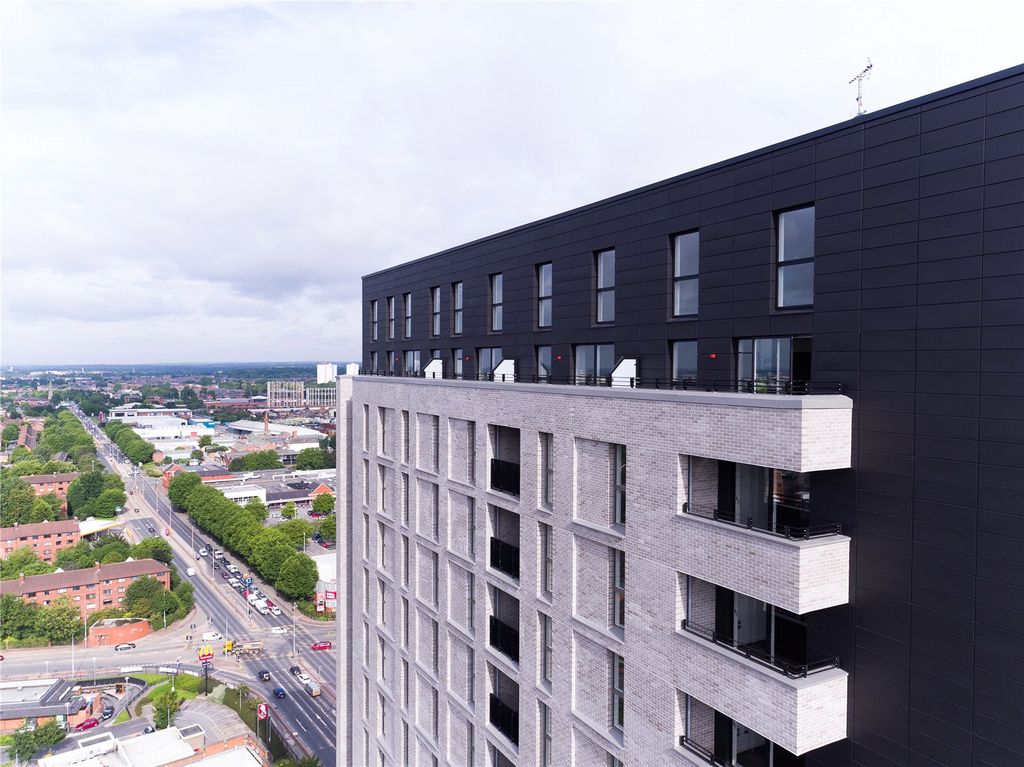 Property photo 1 of 9 Picture No. 10