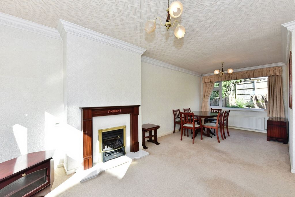 Property photo 3 of 19 Pbox-Img.Jpg