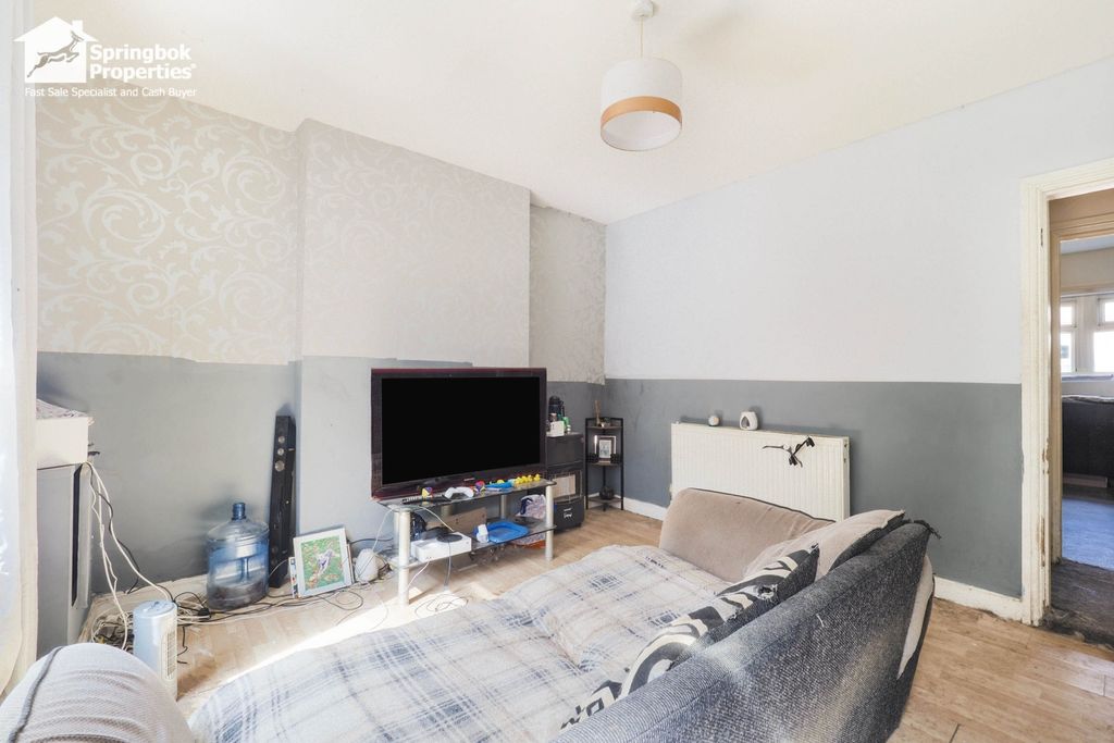 Property photo 3 of 12 Image 3