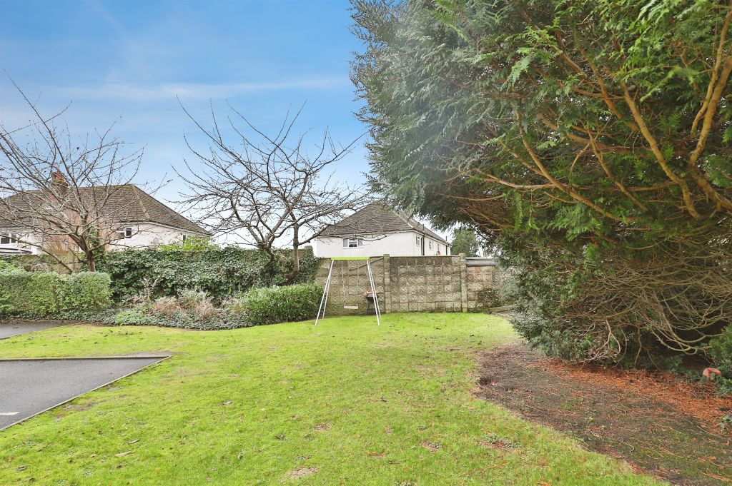 Property photo 3 of 14