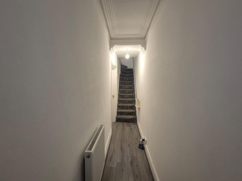 Property photo 1 of 17 16 Court Terrace (10).Jpeg