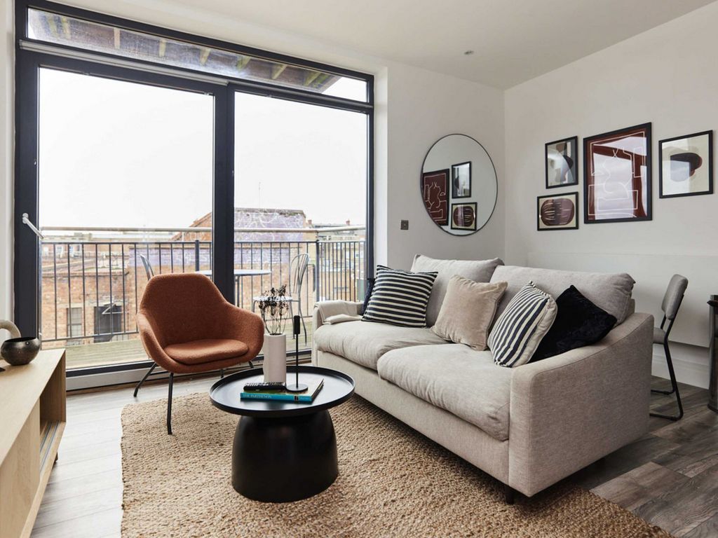 Property photo 3 of 15