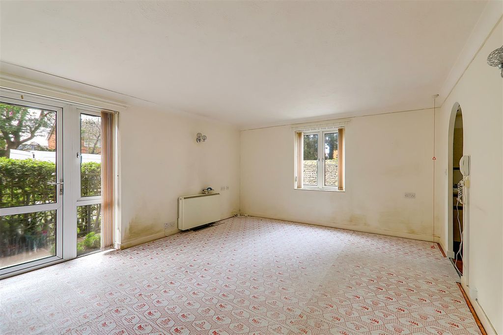 Property photo 2 of 8 Img_8611-Img_8613 Copy.Jpg