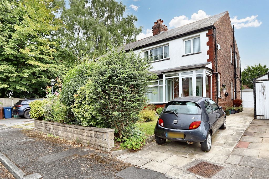 Property photo 1 of 18