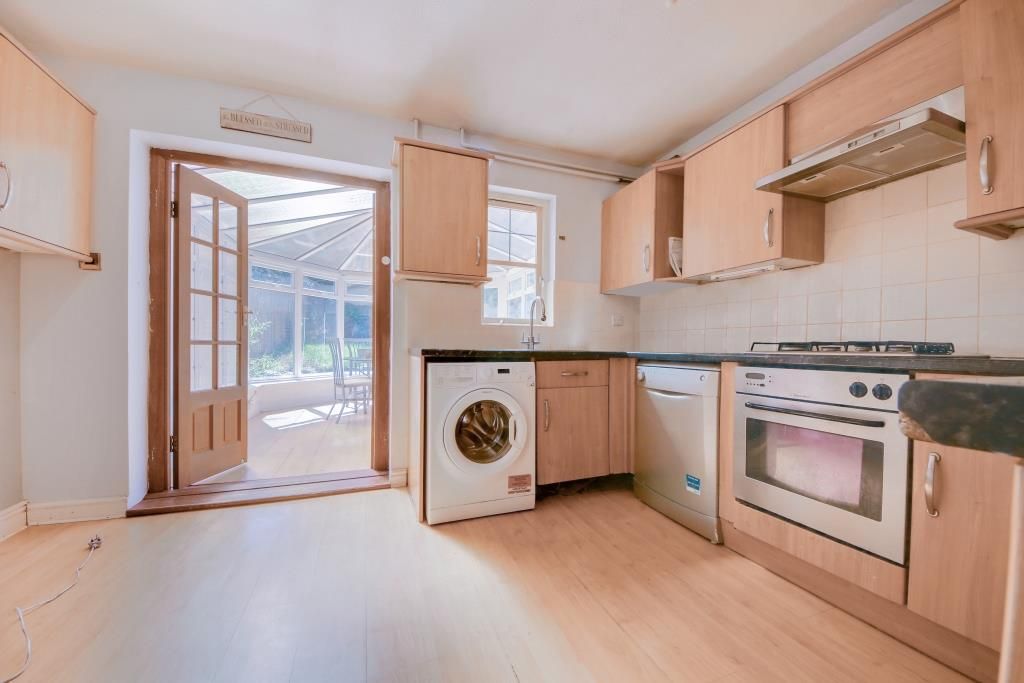 Property photo 3 of 6 Kitchen Diner.Jpg