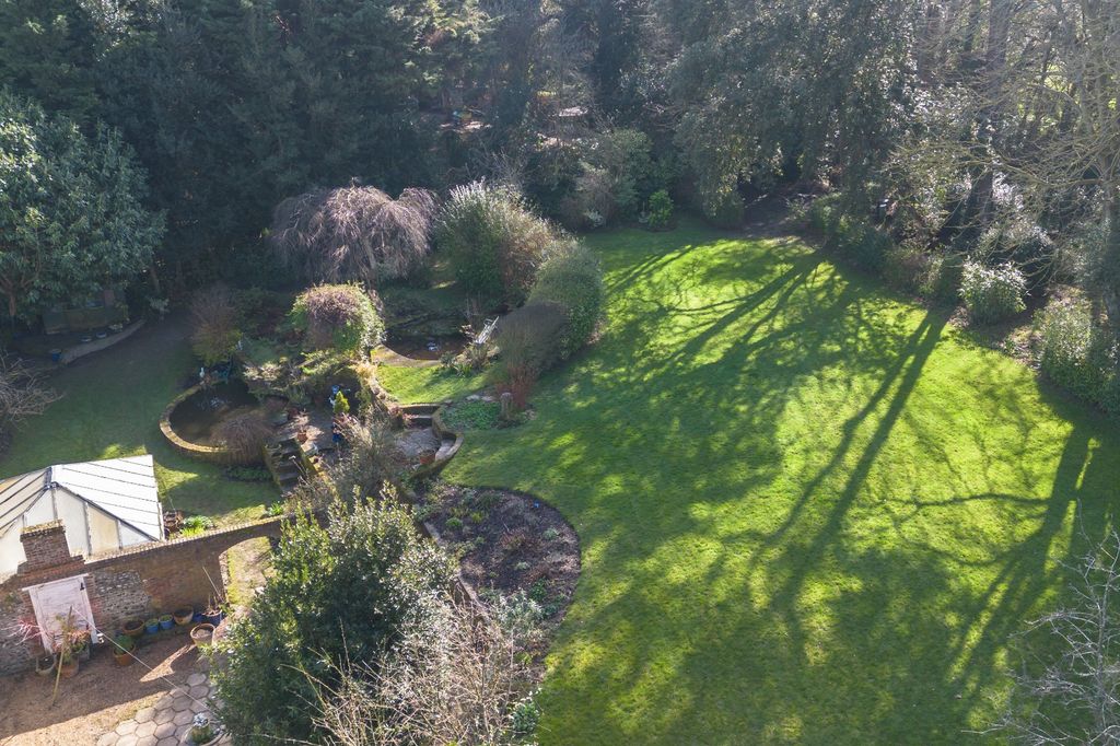 Property photo 3 of 25 Picture No. 04