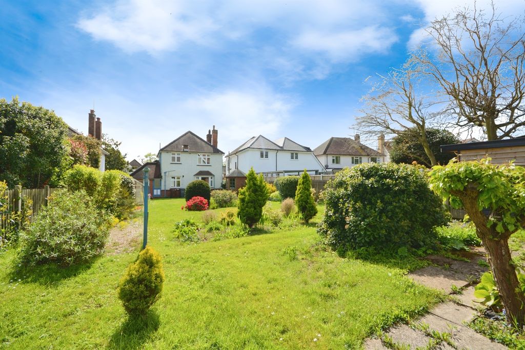 Property photo 1 of 15