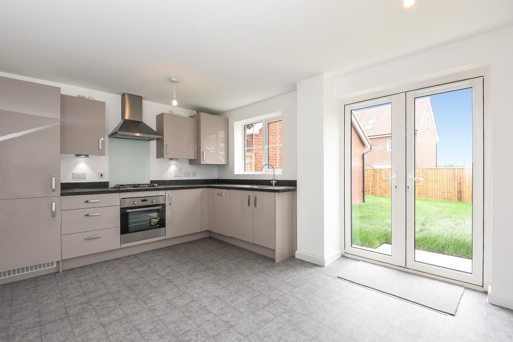 Property photo 2 of 13 Kitchen/Breakfast Room View