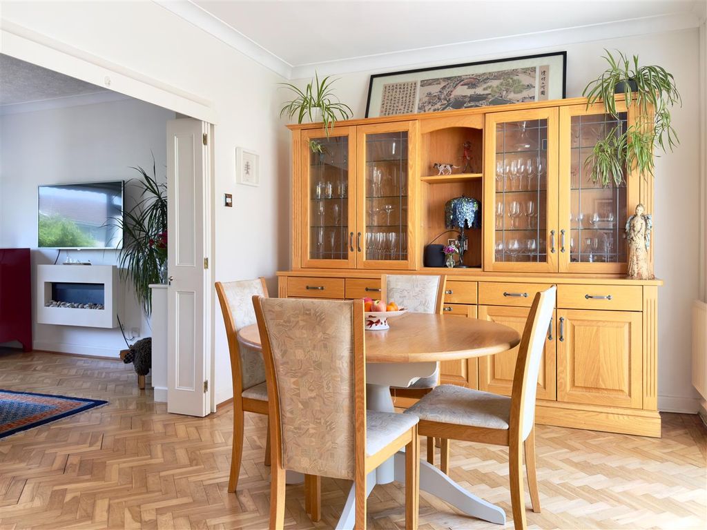 Additional image 9 of 4 bed detached bungalow for saleLarkwood Avenue, Penarth CF64