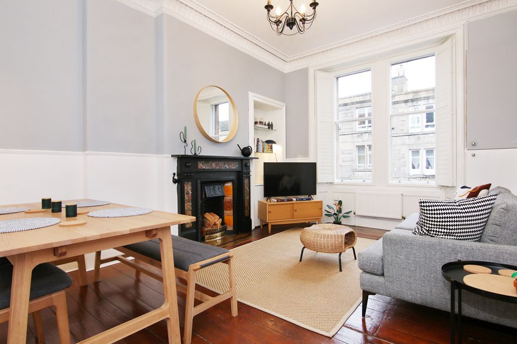 Property photo 2 of 16 Property Image 2