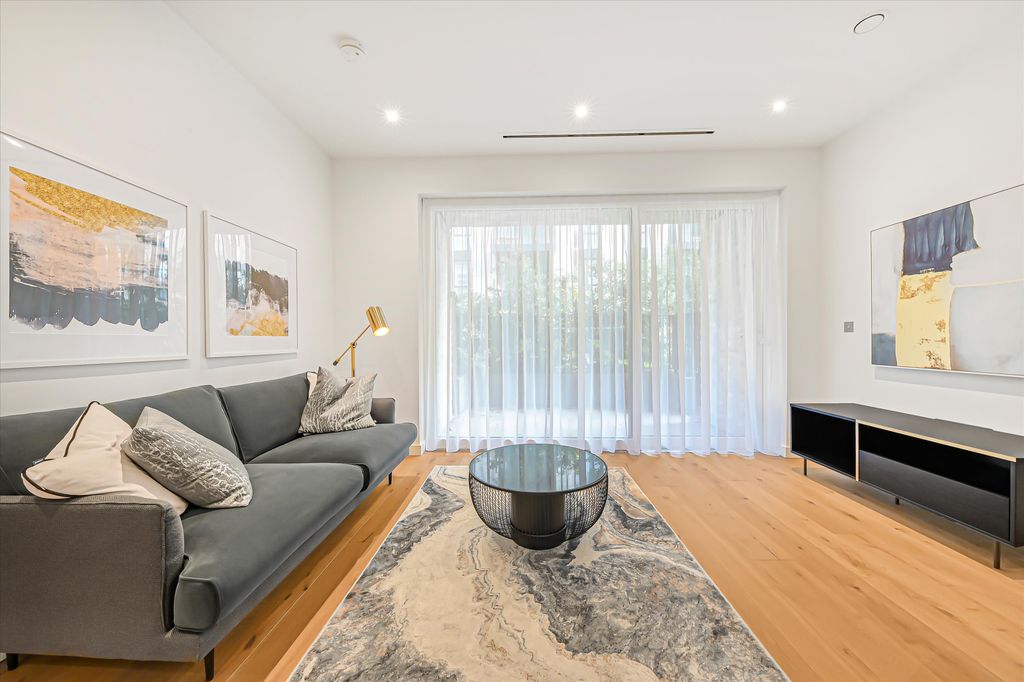 Property photo 1 of 20 Image