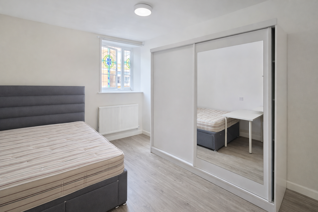 Property photo 3 of 8