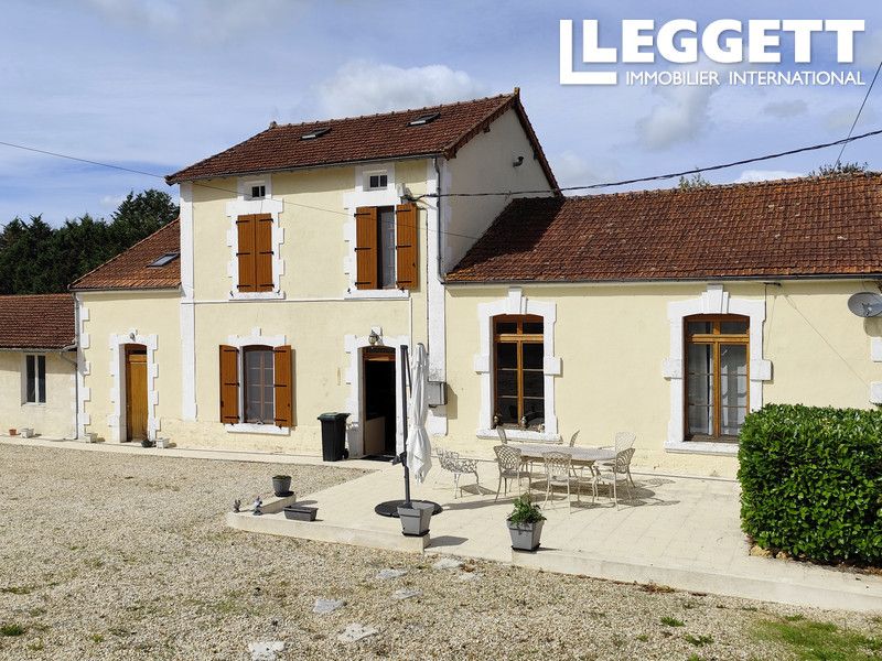 Property photo 1 of 10