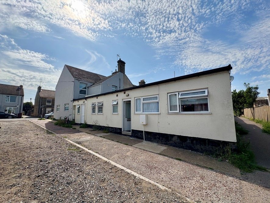 Property photo 2 of 20