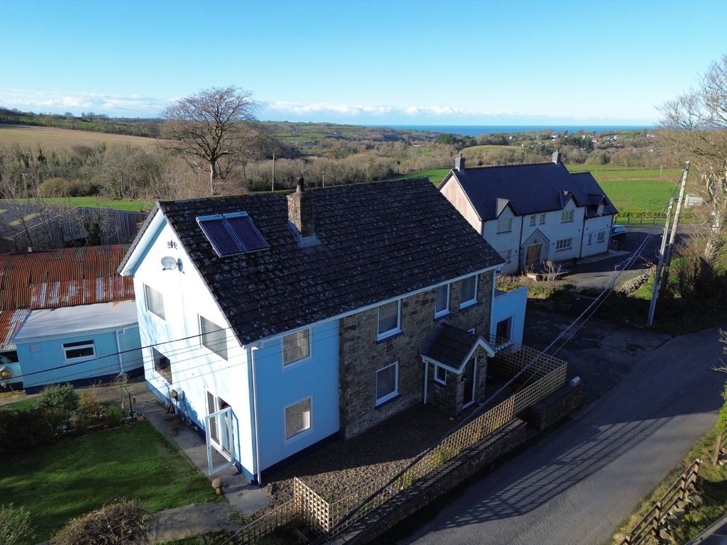 Property photo 1 of 50