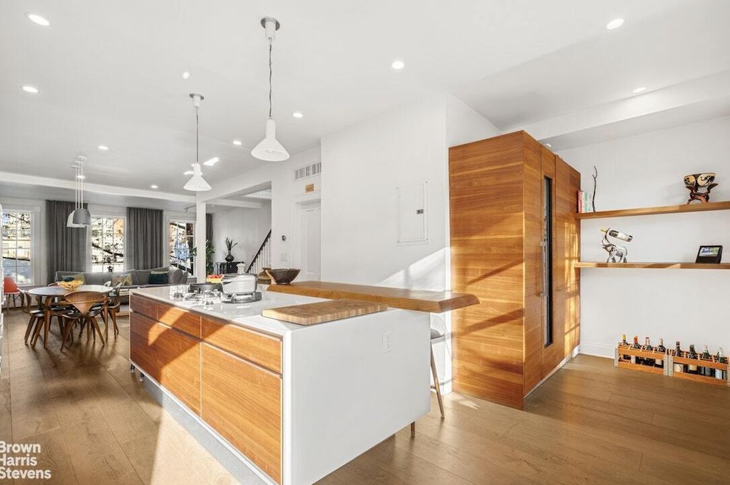 Property photo 2 of 3 <Alttext/>