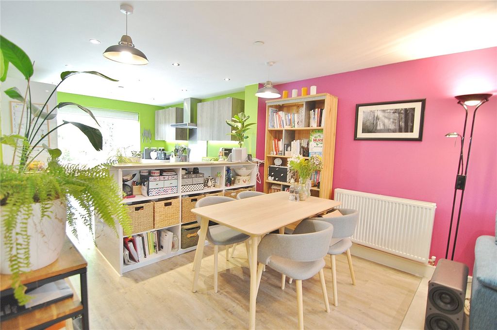 Property photo 3 of 19 Picture No. 26