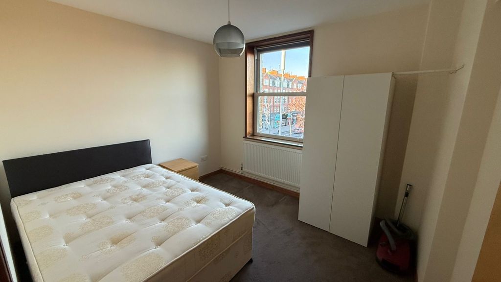 Property photo 3 of 4