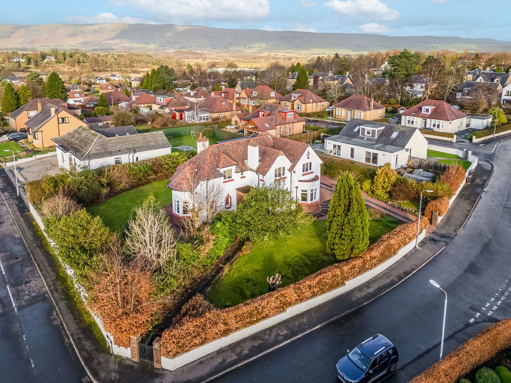 Property photo 1 of 36