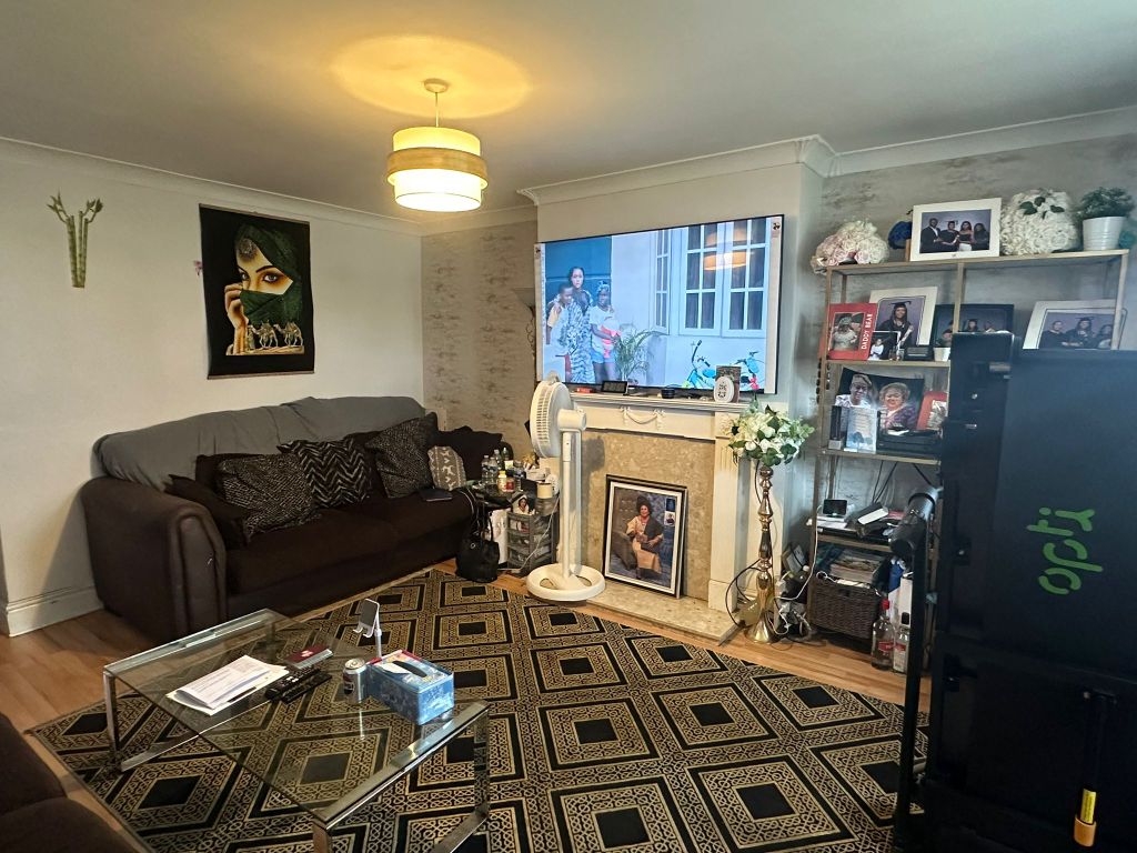 Property photo 3 of 19