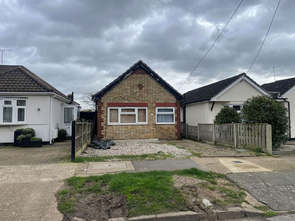 Property photo 2 of 14