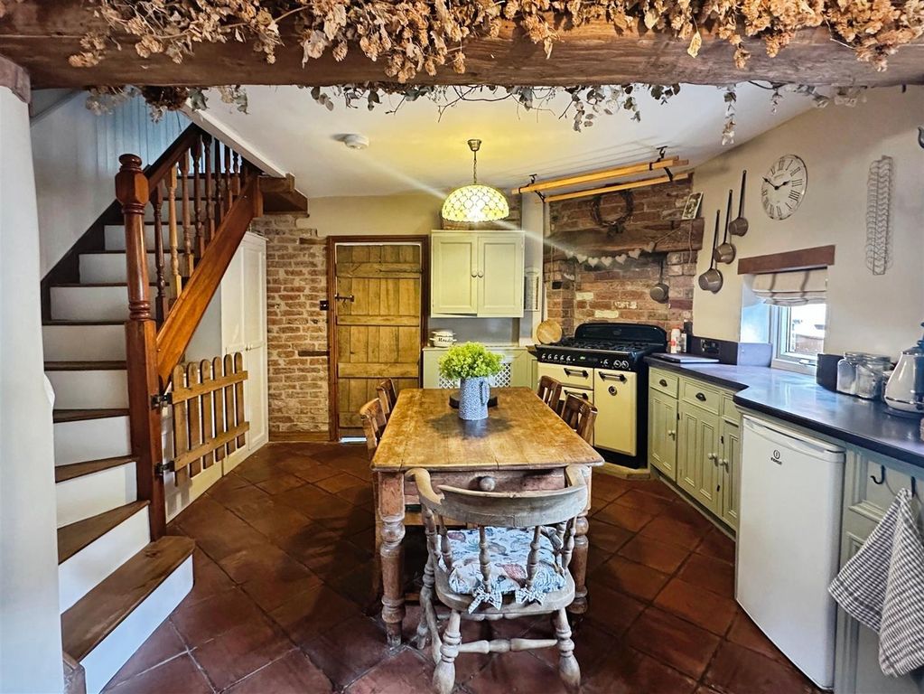 Property photo 3 of 45 Dining Kitchen