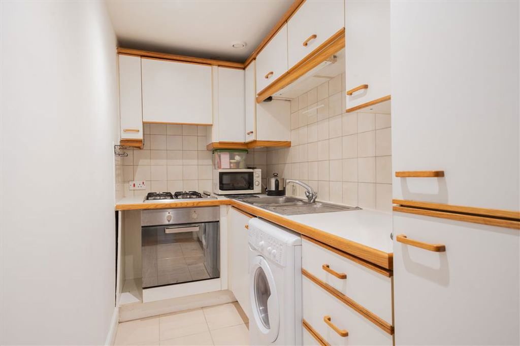 Property photo 3 of 4