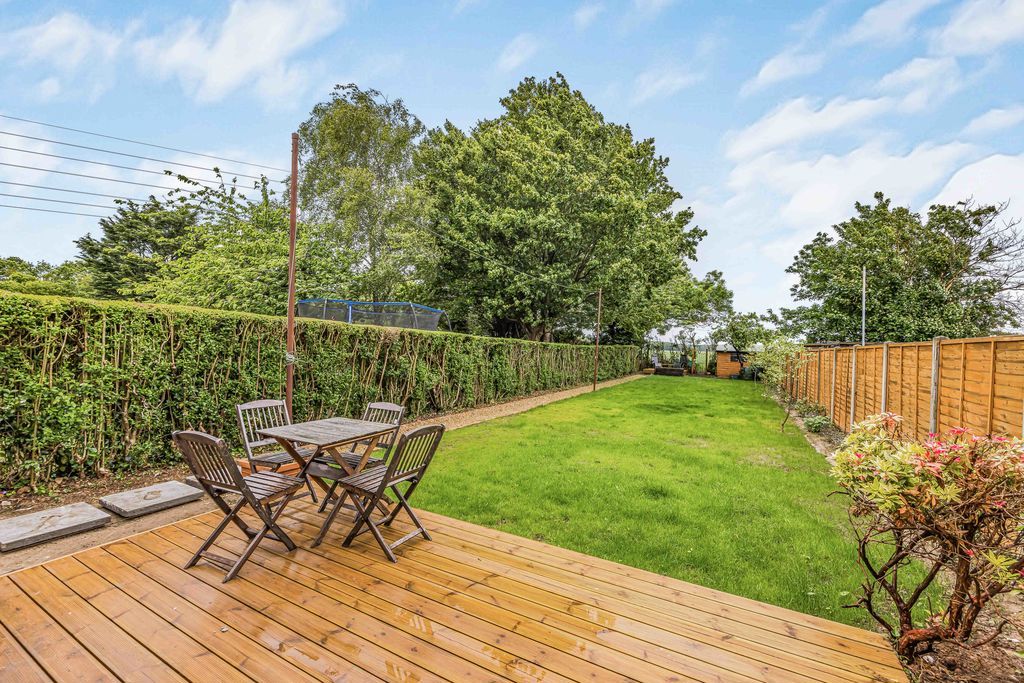 Property photo 3 of 19 Photo 17