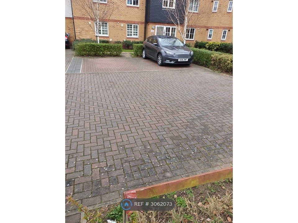 Property photo 1 of 10 Allocated Parking