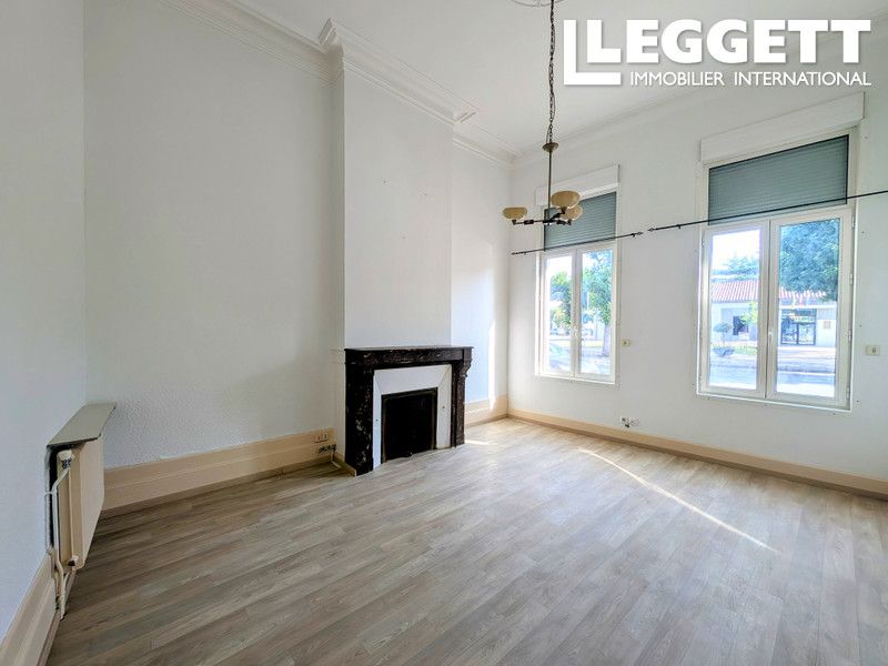 Property photo 3 of 10