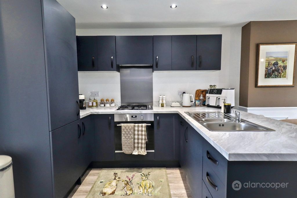 Property photo 3 of 23 5347103