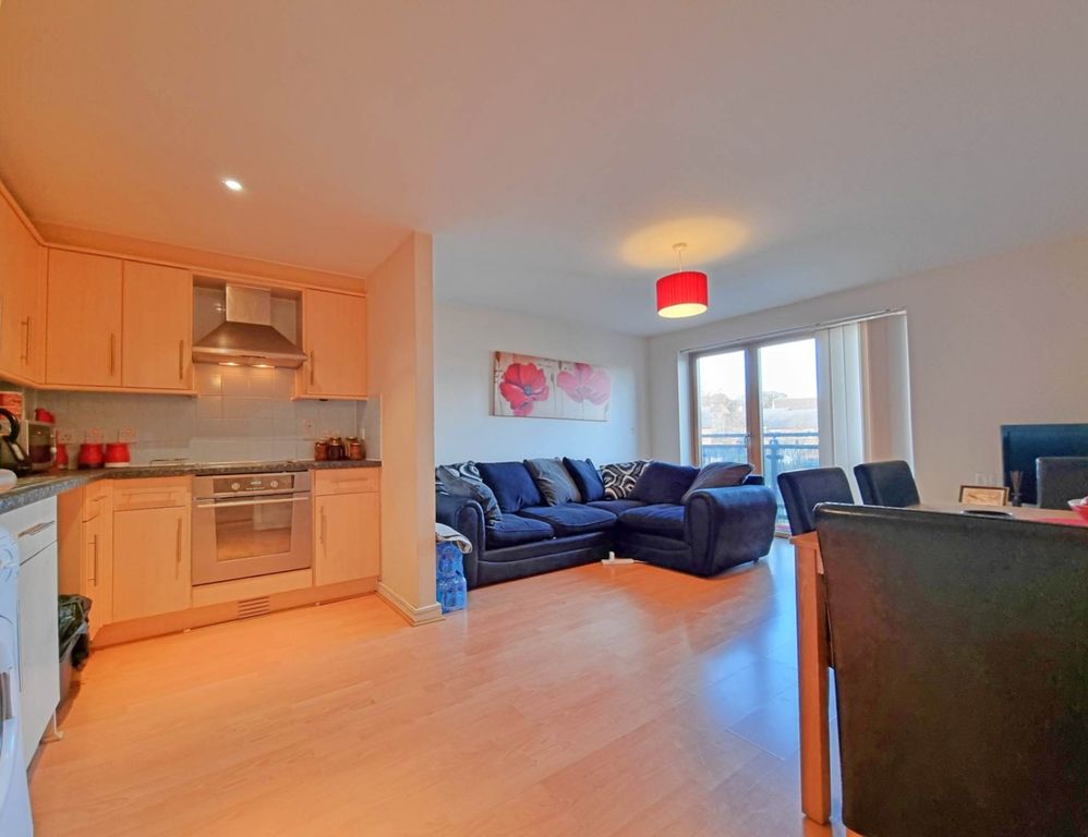 Property photo 2 of 12