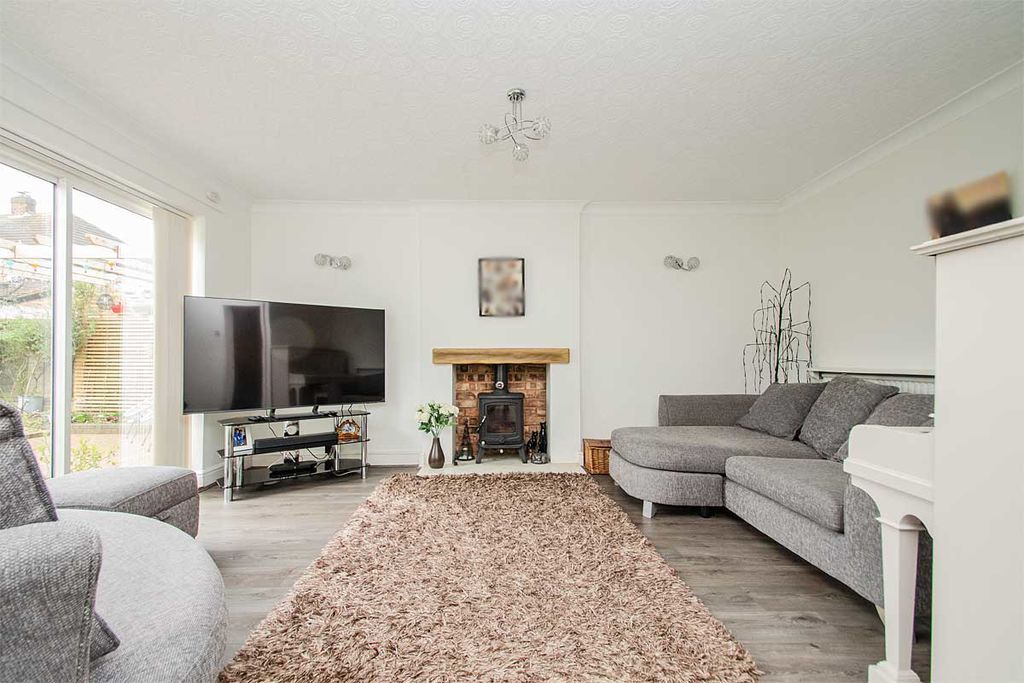 Property photo 2 of 27 Photo 29