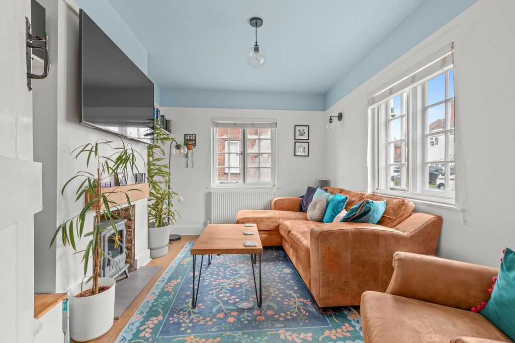 Property photo 2 of 15