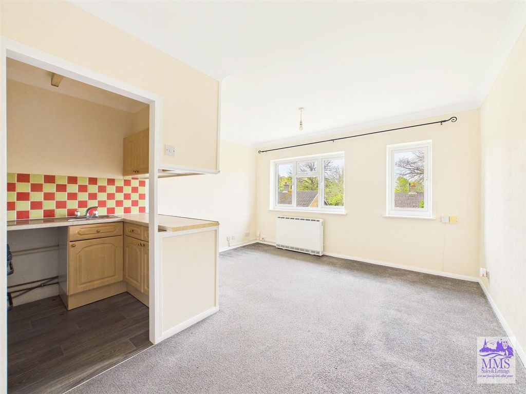 Property photo 3 of 13 Cam04098G0-Pr0198-Still007.Jpg