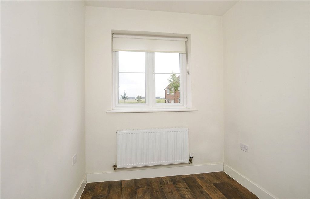 Property photo 3 of 9 Picture No. 04