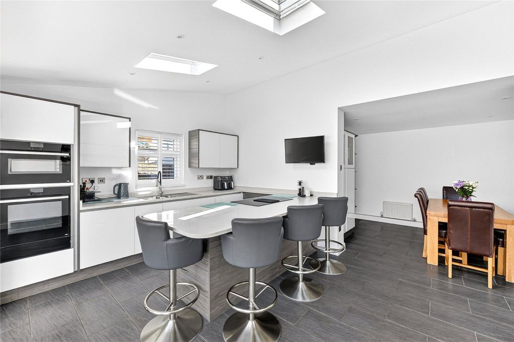 Property photo 2 of 26 Picture No. 26