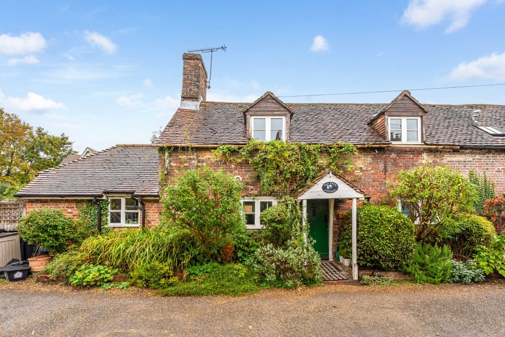 Property photo 1 of 9